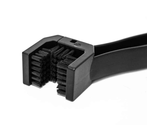 CHAIN CLEANING BRUSH_1